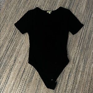 Gianni Bini Black Short Sleeve Bodysuit